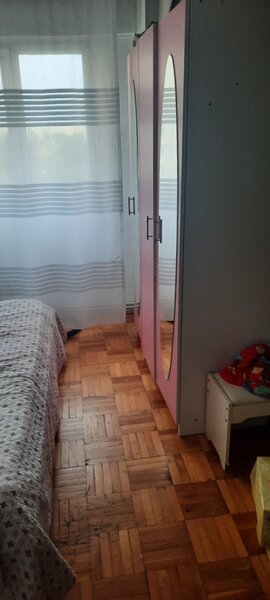 Chisinau /Basarabia, Apartament 5 camere 96 mp, etaj 5, bloc